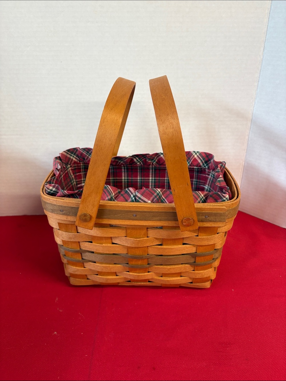 Longaberger 1992 Christmas Collection Seasons Greetings Basket, Liner/Protector - Picture 3 of 6